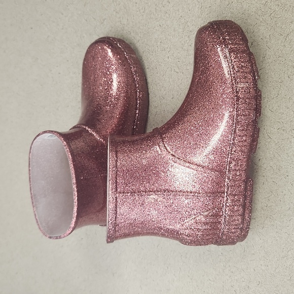 UGG Shoes - UGG NEW Dritlita Glitter Boots Size Kids 5 equivalent to Women's Size 7.5